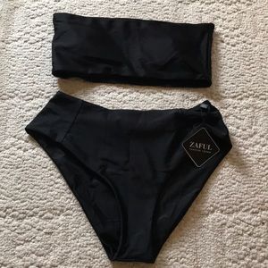 Black strapless bikini